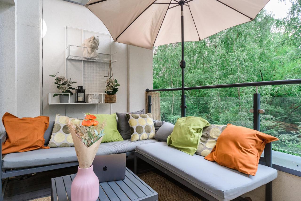 Lumina With Balcony Overlooking The Park Apartment *